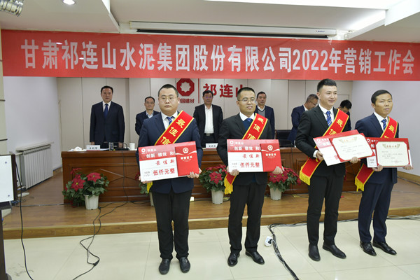 1643005747688374.jpg 先進個人1_副本.jpg