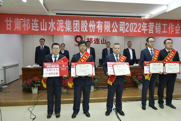 1643005764552703.jpg 先進個人_副本.jpg