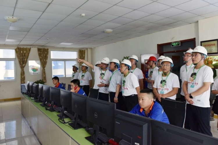 1693288688463768.jpg 文縣 來客參觀_副本.jpg