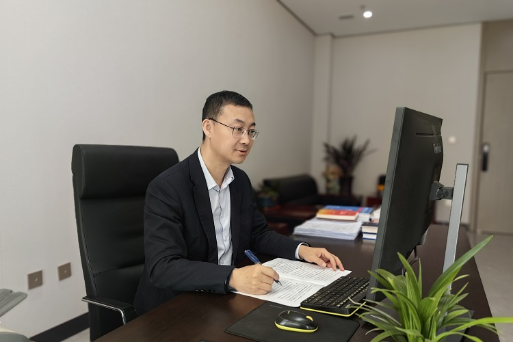 1740010375334084.jpg 陳懷先網站.jpg