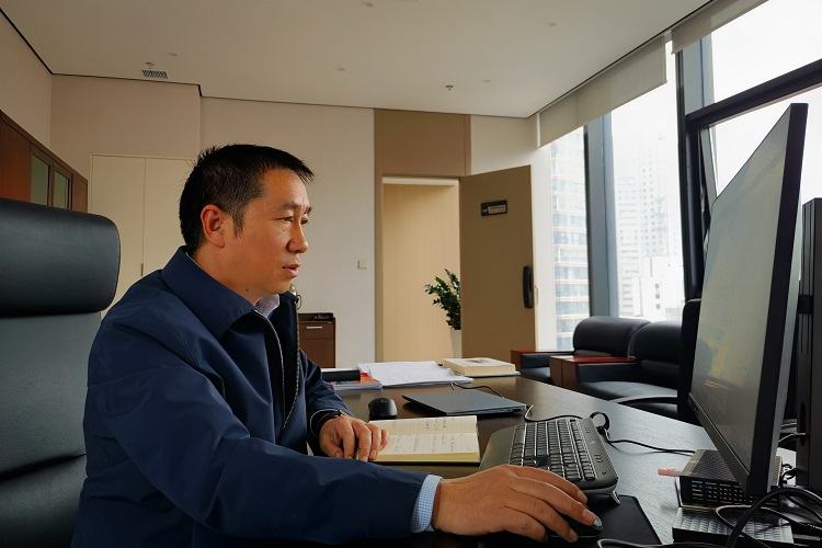 1740529605205914.jpg 何俊秀網站.jpg