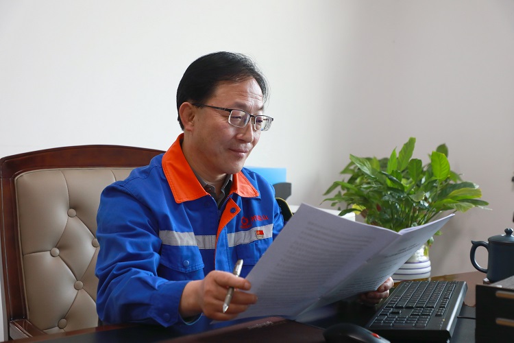 1740970726266102.jpg 閆智榮網站.jpg